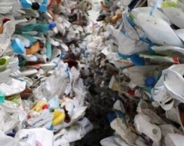 trda plastika